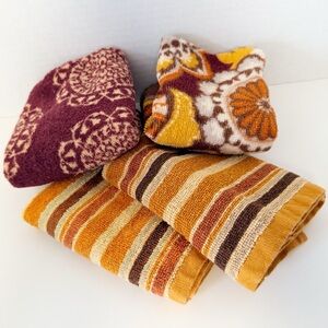 Croft & Barrow Baroque Patterned Hand Towel & Striped Washcloth Set -Fall Colors